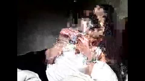 Snapshot of julianagold1 chatting on February 25, 9:35 pm julianagold1 online show from February 25, 9:35 pm