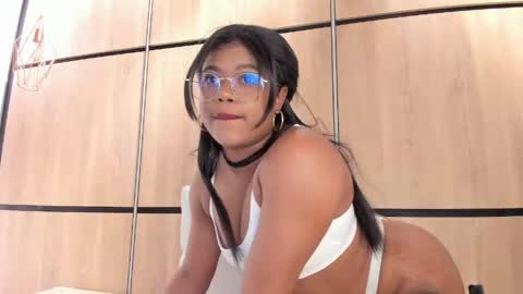 ANDREA  online show from May 25, 2:28 am