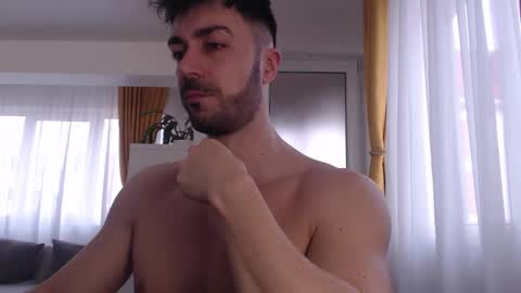 Snapshot of julianroyce chatting on March 3, 6:08 am JulianRoyce online show from March 3, 6:08 am