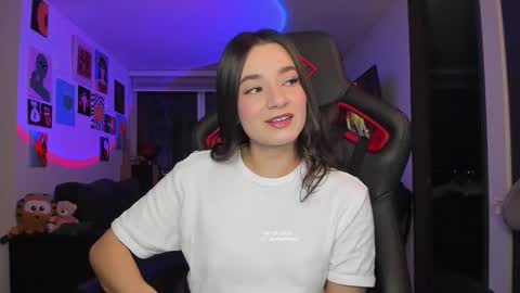 Jeimy Help me to reach 100 thumbs up online show from March 22, 1:42 am