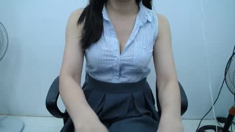 Snapshot of julie9x chatting on June 26, 9:19 pm julie9x online show from June 26, 9:19 pm