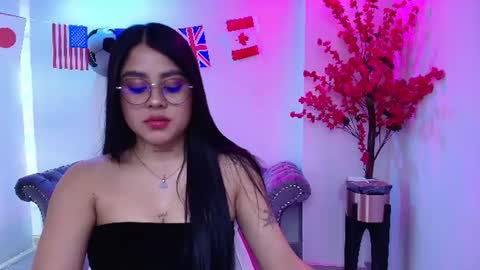 Julie online show from July 10, 3:44 am