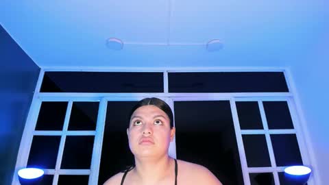 Snapshot of juliet_miller chatting on March 4, 3:01 am Juliet online show from March 4, 3:01 am