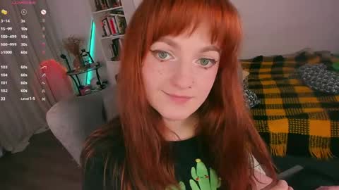 Snapshot of juliet_schoolgirl chatting on May 10, 8:14 pm Juliet online show from May 10, 8:14 pm