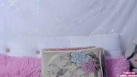 Snapshot of julieta_cooper20 chatting on June 25, 4:56 am Juli online show from June 25, 4:56 am
