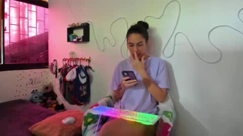 juliette online show from October 3, 5:10 pm