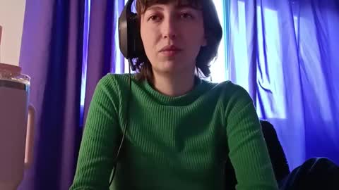 julietxxx03 online show from May 29, 4:16 pm