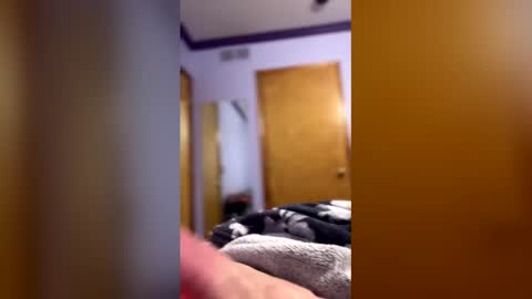 Snapshot of juliog31313 chatting on March 15, 11:38 am Bender ova online show from March 15, 11:38 am