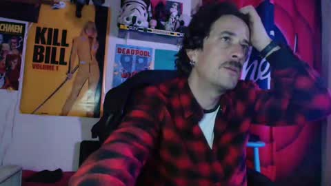 Snapshot of jumumungusvi chatting on January 12, 6:17 am jumumungusvi online show from January 12, 6:17 am