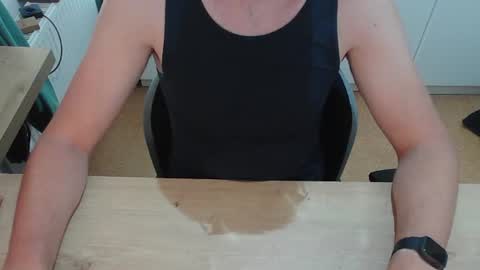 junk2711 online show from June 18, 4:55 pm