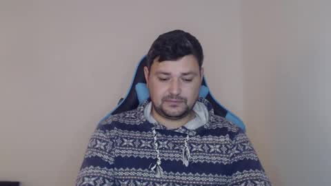 Alex online show from December 18, 11:27 am