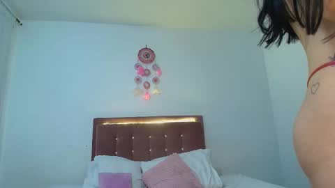  Isa y Luci  online show from December 4, 4:16 pm