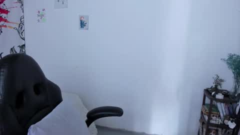 Sofia online show from February 25, 6:06 pm