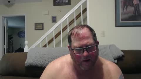 Snapshot of justaguyandnaked chatting on April 22, 7:48 pm justaguyandnaked online show from April 22, 7:48 pm