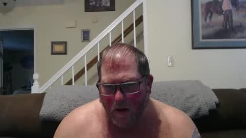 Snapshot of justaguyandnaked chatting on April 27, 9:13 pm justaguyandnaked online show from April 27, 9:13 pm