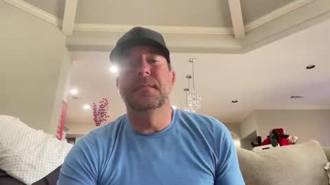 Snapshot of justfitnfun chatting on December 16, 8:16 pm justfitnfun online show from December 16, 8:16 pm