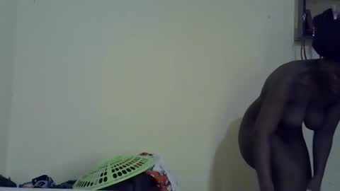 Snapshot of justforyou2030 chatting on January 6, 7:17 pm justforyou2030 online show from January 6, 7:17 pm