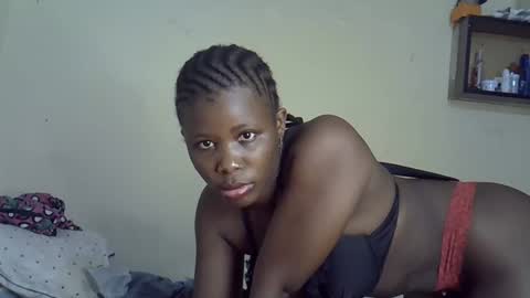 Snapshot of justforyou2030 chatting on February 6, 10:24 pm justforyou2030 online show from February 6, 10:24 pm