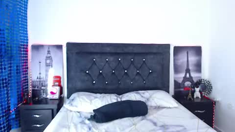 JUSTIN online show from February 17, 4:26 pm