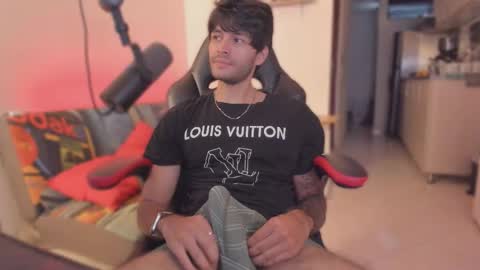 Diego online show from November 8, 9:57 pm