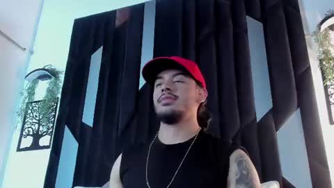 Justin White online show from July 22, 10:18 am