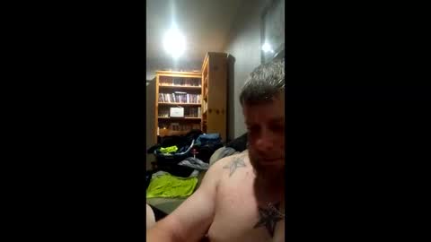 justincase8669 online show from April 15, 6:53 am