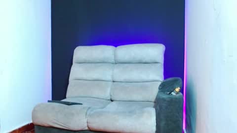 justinfuller_31 online show from January 31, 11:14 pm