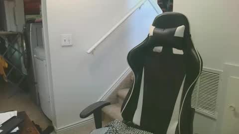 justintym69 online show from March 12, 7:49 pm