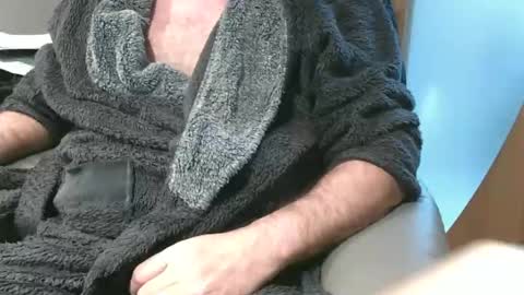 Snapshot of justpleased2behere chatting on November 7, 1:33 pm here to Have Fun online show from November 7, 1:33 pm