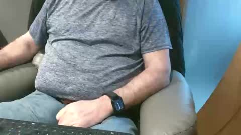 Snapshot of justpleased2behere chatting on April 9, 4:01 pm here to Have Fun online show from April 9, 4:01 pm