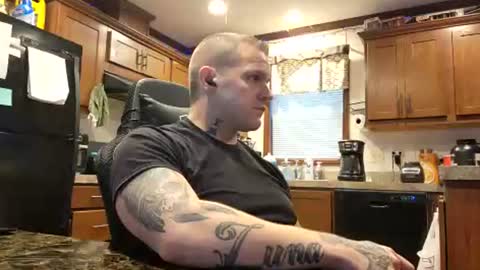 Snapshot of justus0624 chatting on August 2, 1:04 am justus0624 online show from August 2, 1:04 am