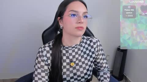 jxssicax online show from May 19, 1:11 am