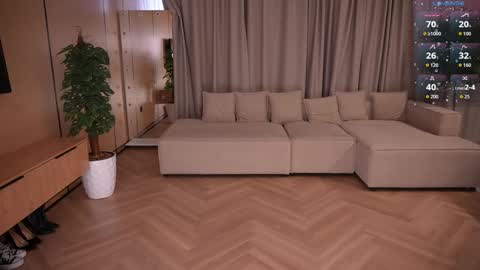 Amely online show from December 20, 4:30 am