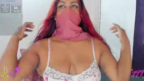 kadira6_ online show from June 11, 2:48 pm