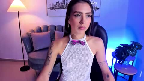 kaeliyh online show from February 4, 11:49 am