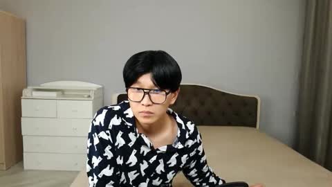 Snapshot of kai_chicken chatting on December 15, 11:03 am Kai Chicken online show from December 15, 11:03 am