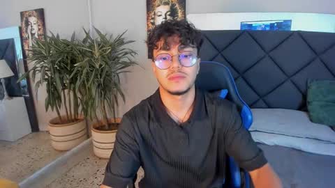 kai_storn online show from February 20, 11:54 am