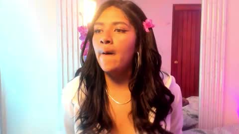 Snapshot of kaileeross chatting on March 15, 1:33 am Kailee online show from March 15, 1:33 am