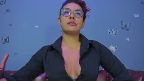 kaira_mosse_ online show from July 17, 11:39 am