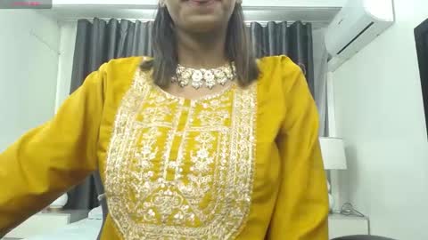 Kaira online show from April 25, 12:30 pm