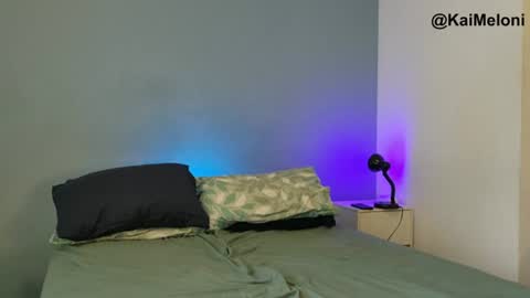 Snapshot of kairos_xx chatting on July 24, 1:42 pm Kairos Meucci online show from July 24, 1:42 pm