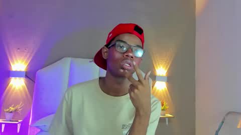 Snapshot of kaisonrouse chatting on February 26, 7:46 pm kaisonrouse online show from February 26, 7:46 pm