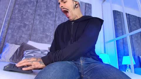 Kale online show from April 7, 11:10 am