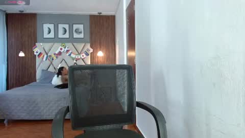    online show from July 22, 11:57 am
