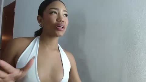    online show from July 31, 11:53 am