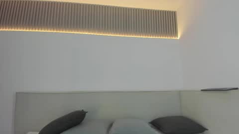 Carolina   online show from December 19, 12:34 pm