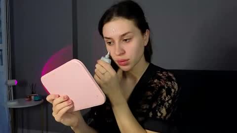 kamillasvon online show from March 22, 3:15 pm