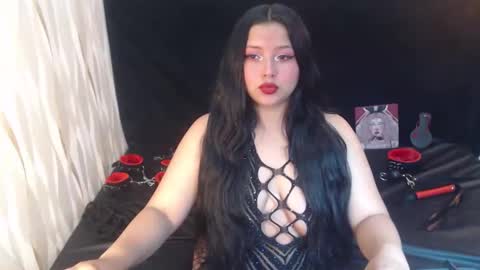 kamylabiker online show from April 29, 2:04 am