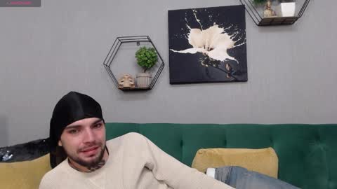 Kane online show from April 8, 6:08 pm