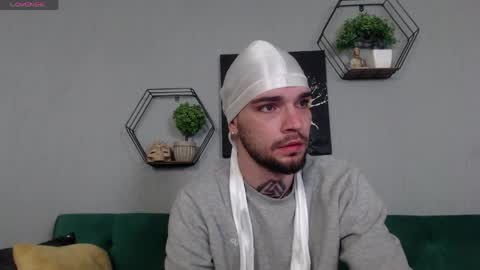 Kane online show from April 10, 5:39 pm